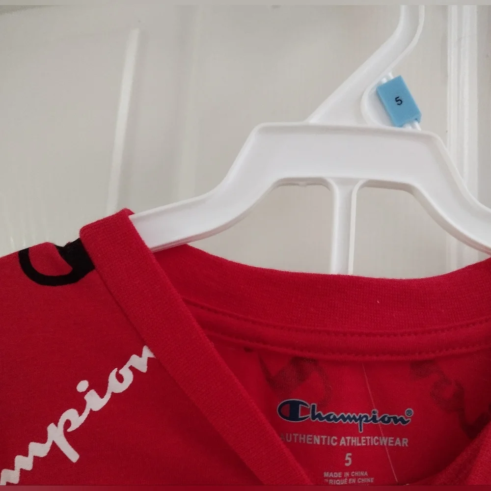 Champion Black/Red 2 Piece Set Boys size 5 NWT